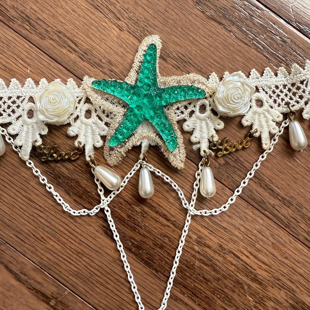 Beaded Starfish Lace Necklace